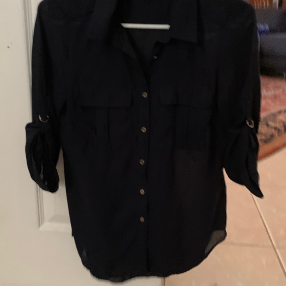 Button down shirt - Picture 2 of 5